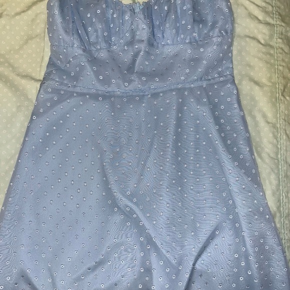 Dress. - Picture 1 of 3